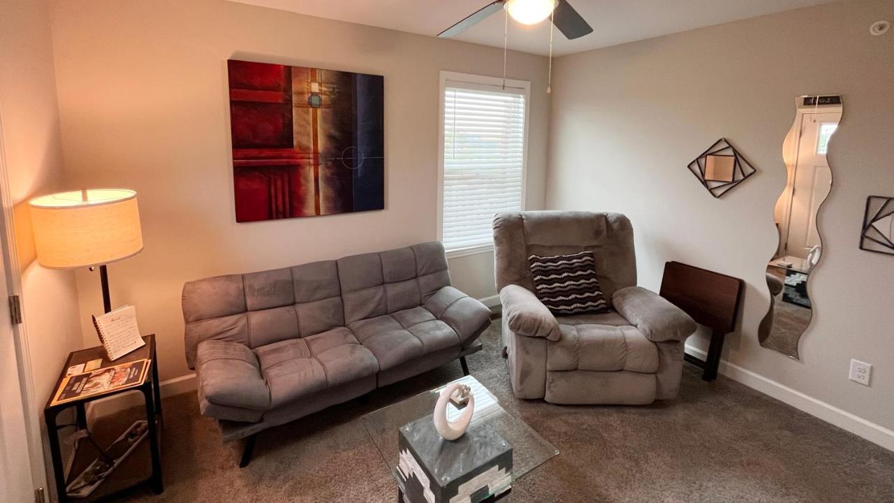 Great Little Guest Suite With Private Entry & Deck! Pet Friendly & 30 Mins To Nashville! Ashland City Eksteriør billede
