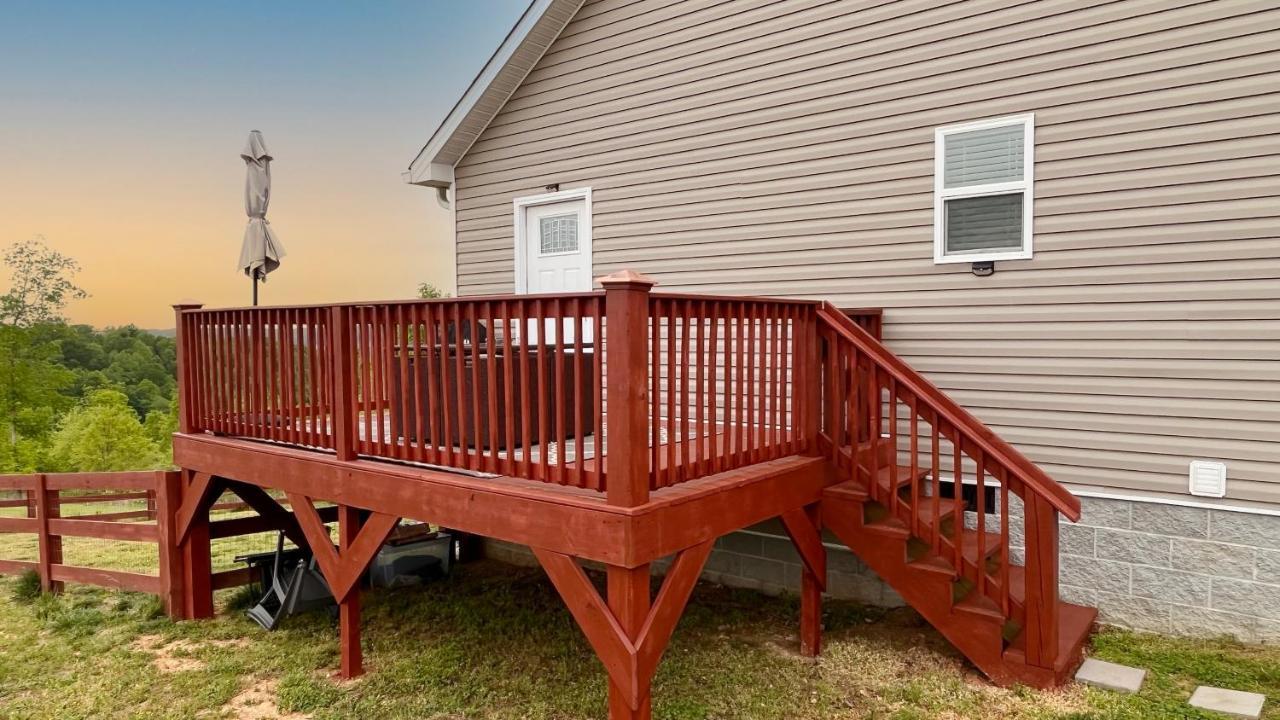 Great Little Guest Suite With Private Entry & Deck! Pet Friendly & 30 Mins To Nashville! Ashland City Eksteriør billede